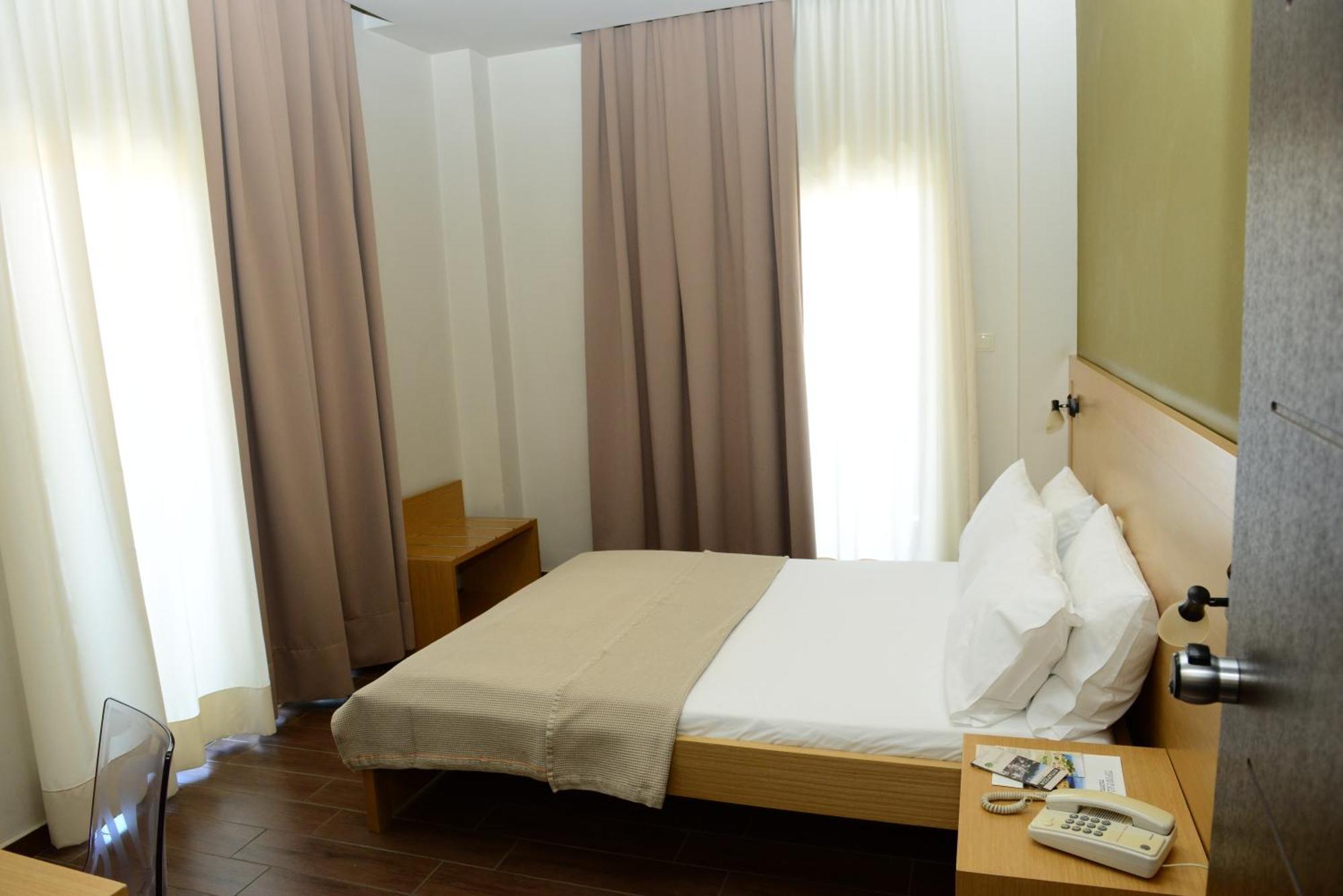 Ionion Hotel Кипарисия Номер фото